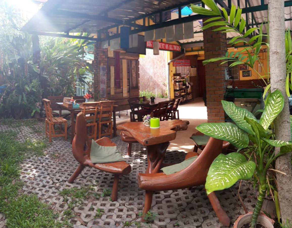 Dutch Cosy Home Chiang Mai Exterior foto